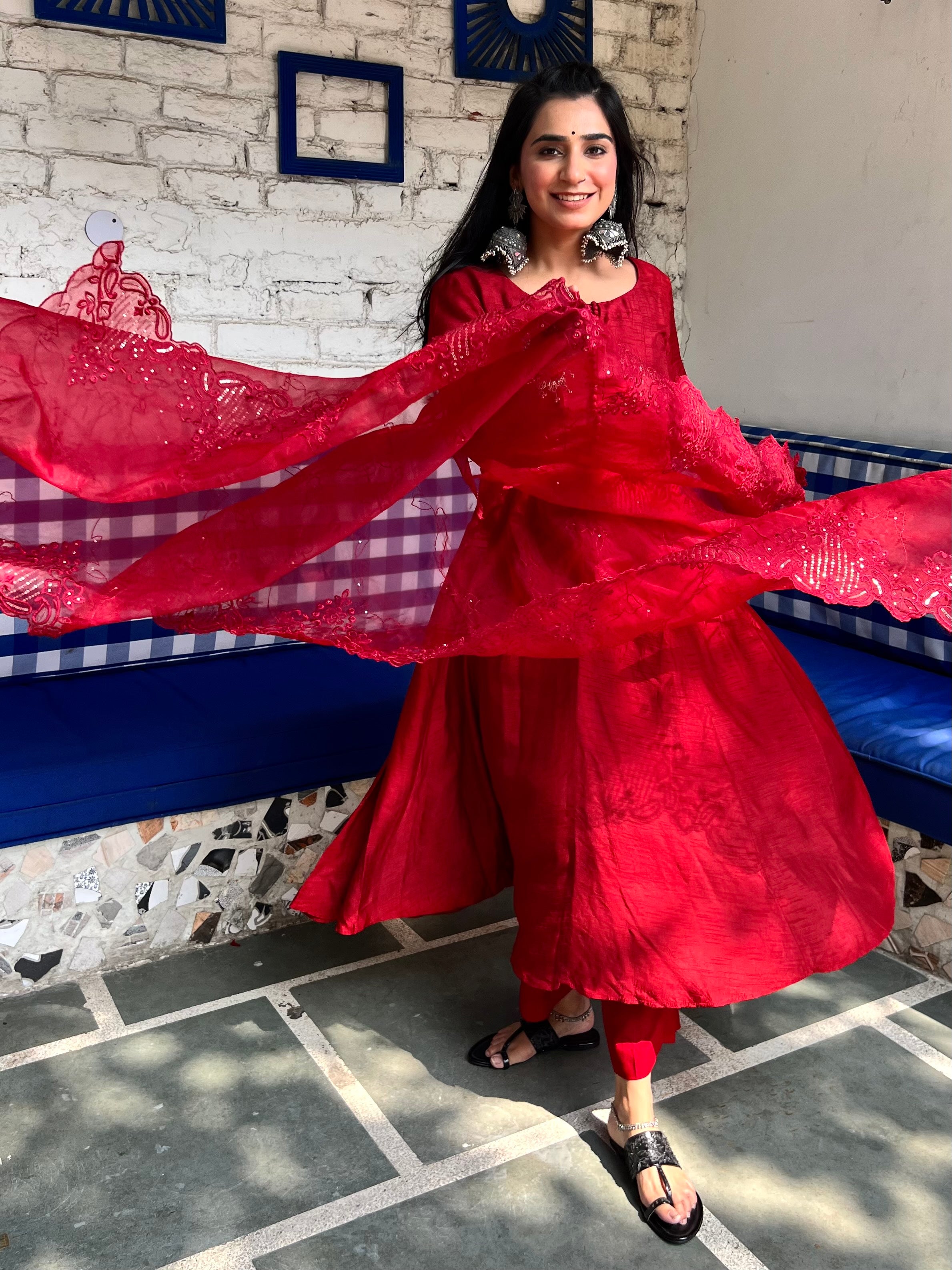 Pose In Anarkali dress❤️ . . . #reels #reelsinstagram #reelitfeelit #indian  #anarkalisuits #anarkali #dress #whitered #model #pose #songs… | Instagram