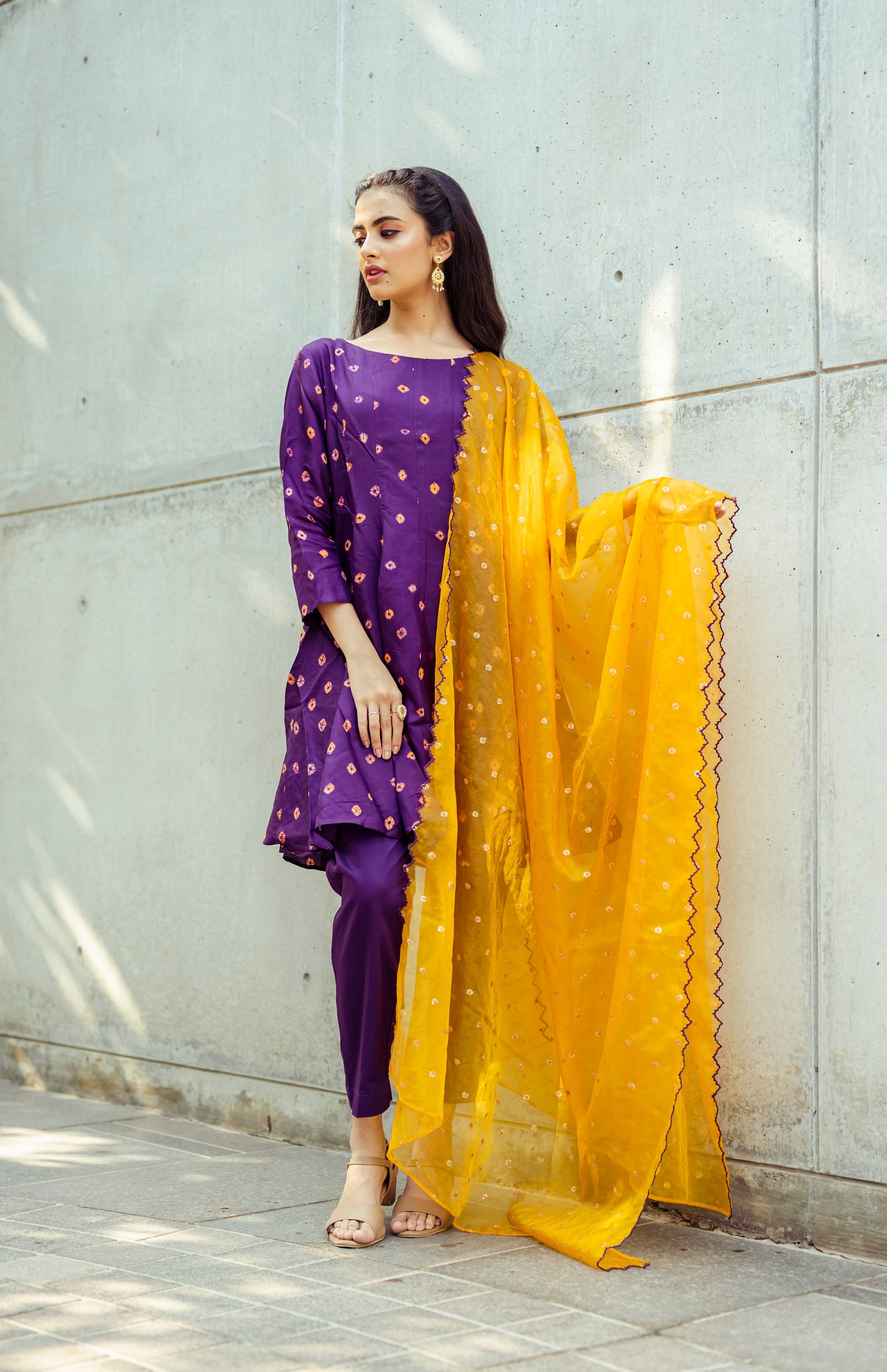 Bandhej Baingani Suit Set